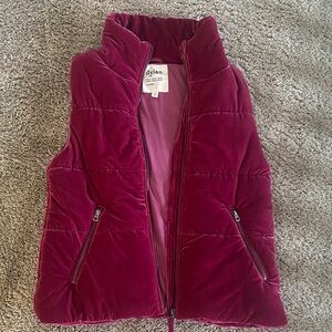 dylan Velvet Quilted Vest in Deep Burgundy/Fushia